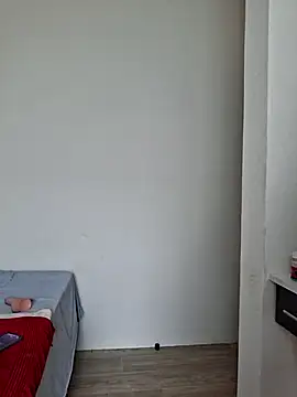 Kamdollie online show from 10/30/25, 08:01