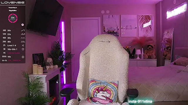 Break-me-Shake-me online show from 11/09/25, 04:49