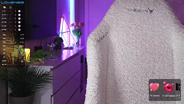 Break-me-Shake-me online show from 03/28/26, 03:40