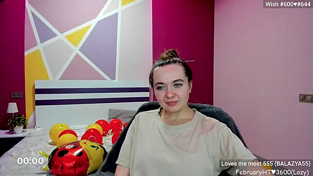 Snapshot of LizaGost chatting on 02/10/25, 03:42 LizaGost online show from 02/10/25, 03:42