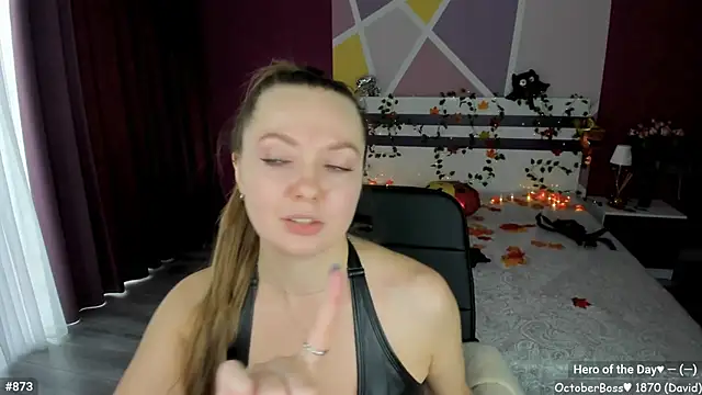 Snapshot of LizaGost chatting on 10/15/25, 11:51 LizaGost online show from 10/15/25, 11:51