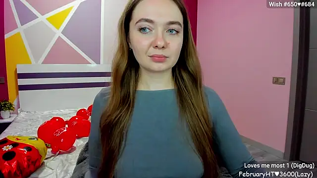 Snapshot of LizaGost chatting on 02/18/25, 04:03 LizaGost online show from 02/18/25, 04:03