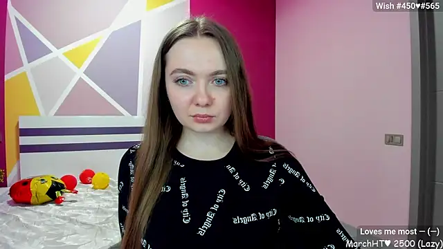 Snapshot of LizaGost chatting on 03/20/25, 12:32 LizaGost online show from 03/20/25, 12:32