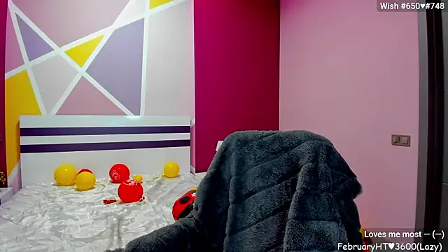 Snapshot of LizaGost chatting on 02/24/25, 12:37 LizaGost online show from 02/24/25, 12:37