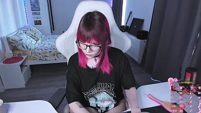 Yumi Youkai online show from 06/08/26, 02:06