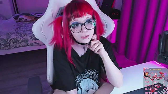 Yumi Youkai online show from 11/01/25, 07:57