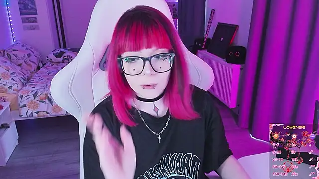 Yumi Youkai online show from 03/19/26, 10:04