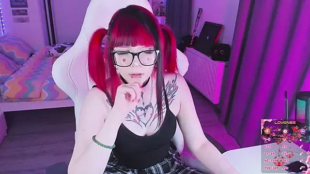 Yumi Youkai online show from 01/09/26, 04:41