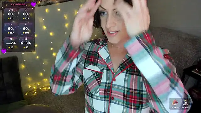 lovejulietxo online show from 12/15/24, 02:37