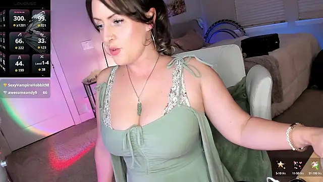 lovejulietxo online show from 10/01/25, 02:17