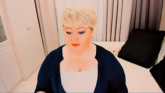 Snapshot of BIGTITSBBW chatting on 01/10/26, 12:33 BIGTITSBBW online show from 01/10/26, 12:33