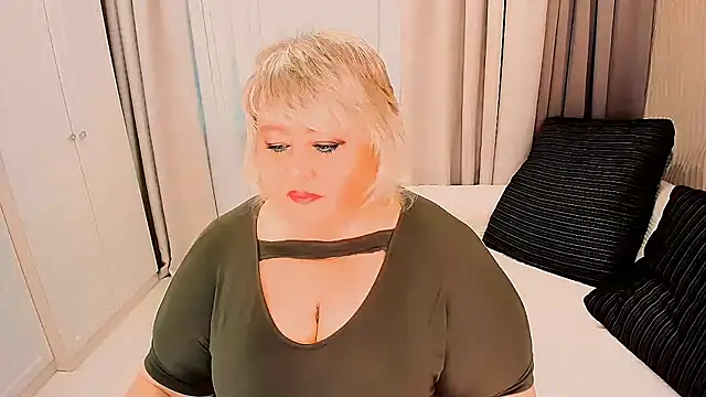 BIGTITSBBW online show from 10/15/25, 06:22