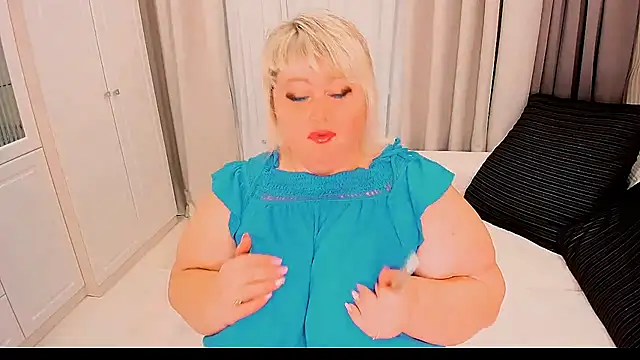BIGTITSBBW online show from 09/23/25, 06:48