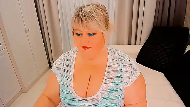 BIGTITSBBW online show from 10/22/25, 07:02
