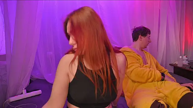 Claudia and elon  online show from 02/14/25, 10:36