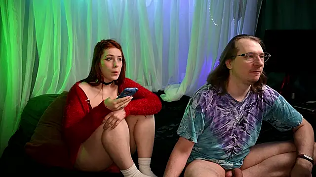 Claudia and elon  online show from 05/11/26, 03:30