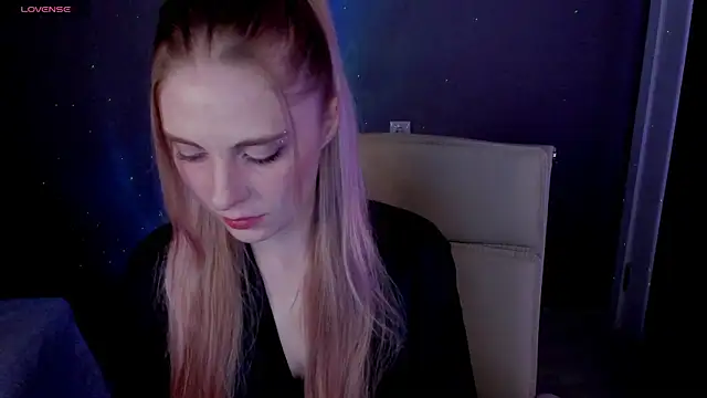 Aqualen online show from 11/11/25, 12:11