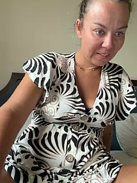BabyNila online show from 05/09/26, 06:50