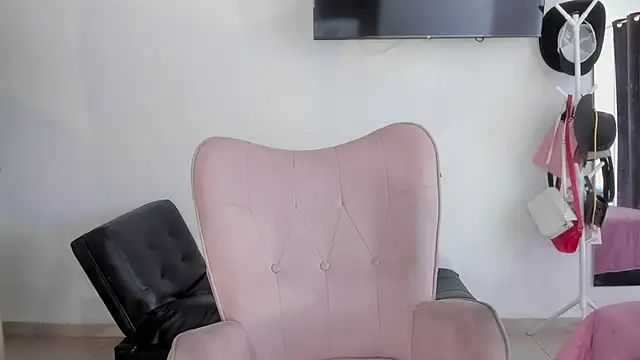 selene king2 online show from 02/02/26, 03:33