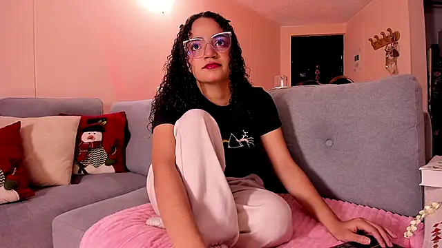 DAHLIA BROWNIE online show from 12/19/25, 02:37