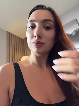 AnnaCastillo  online show from 06/03/26, 08:57