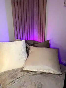 AnnaCastillo  online show from 11/16/25, 12:26