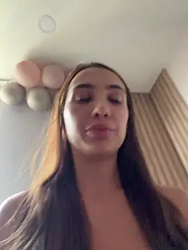 AnnaCastillo  online show from 04/10/26, 08:49