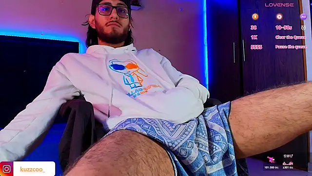 kuzzcoo online show from 11/13/25, 03:49