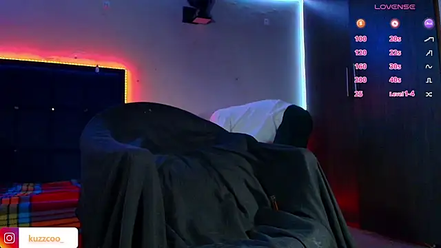 Snapshot of kuzzcoo chatting on 02/16/26, 11:35 kuzzcoo online show from 02/16/26, 11:35