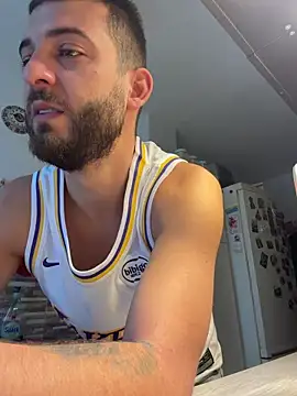 ElChapoGuzman95 online show from 11/12/25, 06:39