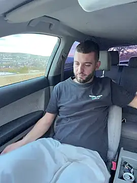 ElChapoGuzman95 online show from 10/28/25, 05:39