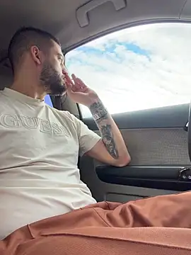 ElChapoGuzman95 online show from 02/19/26, 07:27