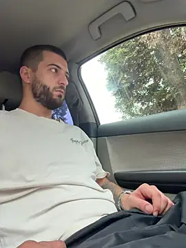 ElChapoGuzman95 online show from 11/04/25, 06:17