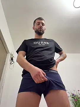 ElChapoGuzman95 online show from 01/14/26, 06:39