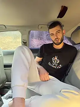 ElChapoGuzman95 online show from 02/10/26, 08:46