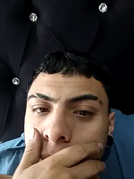 Mollly n david online show from 10/24/25, 04:28