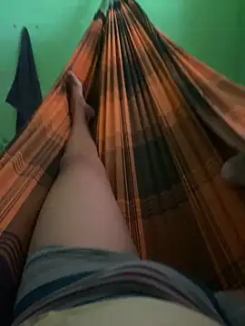 Snapshot of Duduhott chatting on 12/26/24, 12:38 Duduhott online show from 12/26/24, 12:38