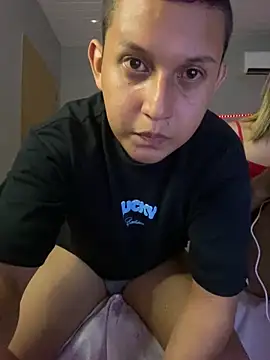 Snapshot of Duduhott chatting on 02/12/25, 05:26 Duduhott online show from 02/12/25, 05:26