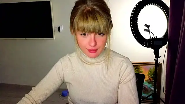  comefeelme  online show from 12/18/25, 04:22