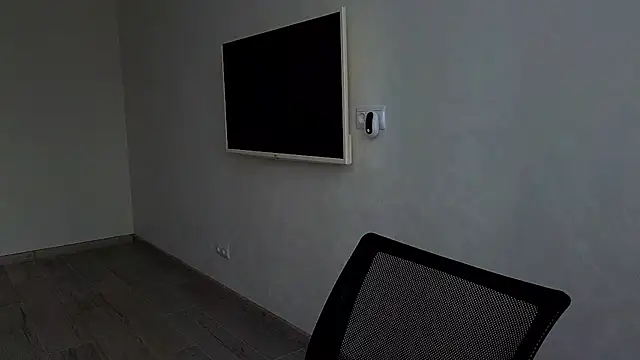  comefeelme  online show from 03/10/25, 11:01