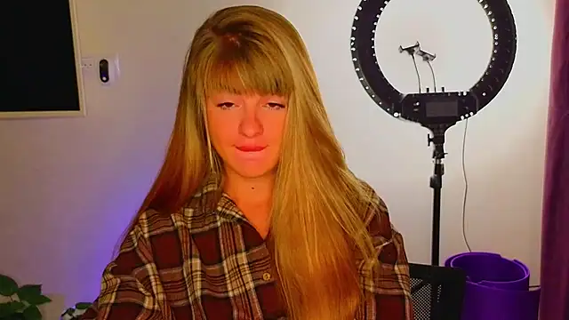  comefeelme  online show from 12/14/25, 03:35