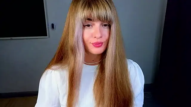  comefeelme  online show from 10/15/25, 06:38