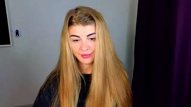  comefeelme  online show from 10/15/25, 05:50