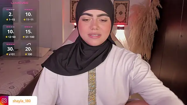 shayla 18 online show from 12/20/25, 09:28