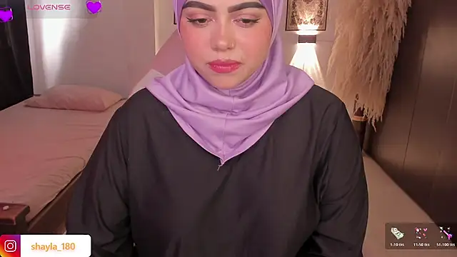 shayla 18 online show from 12/02/25, 07:15