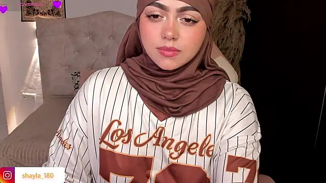 shayla 18 online show from 07/24/26, 11:28