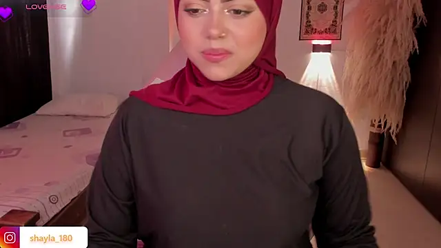 shayla 18 online show from 12/16/25, 08:02