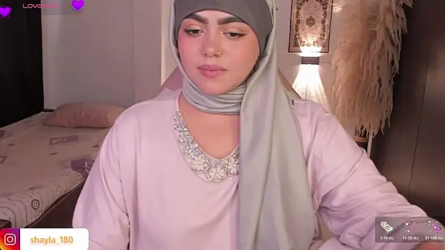 shayla 18 online show from 03/20/26, 07:48