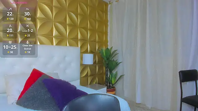 NahiaFox online show from 03/05/25, 04:02