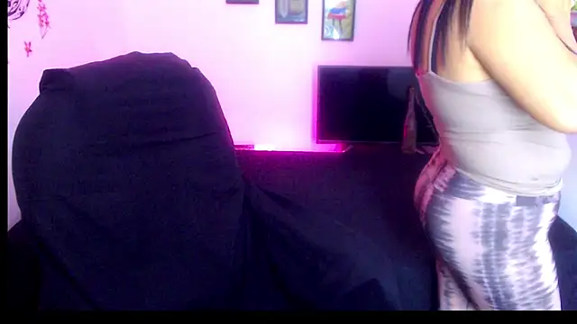 menfismuller2 online show from 11/26/25, 07:36